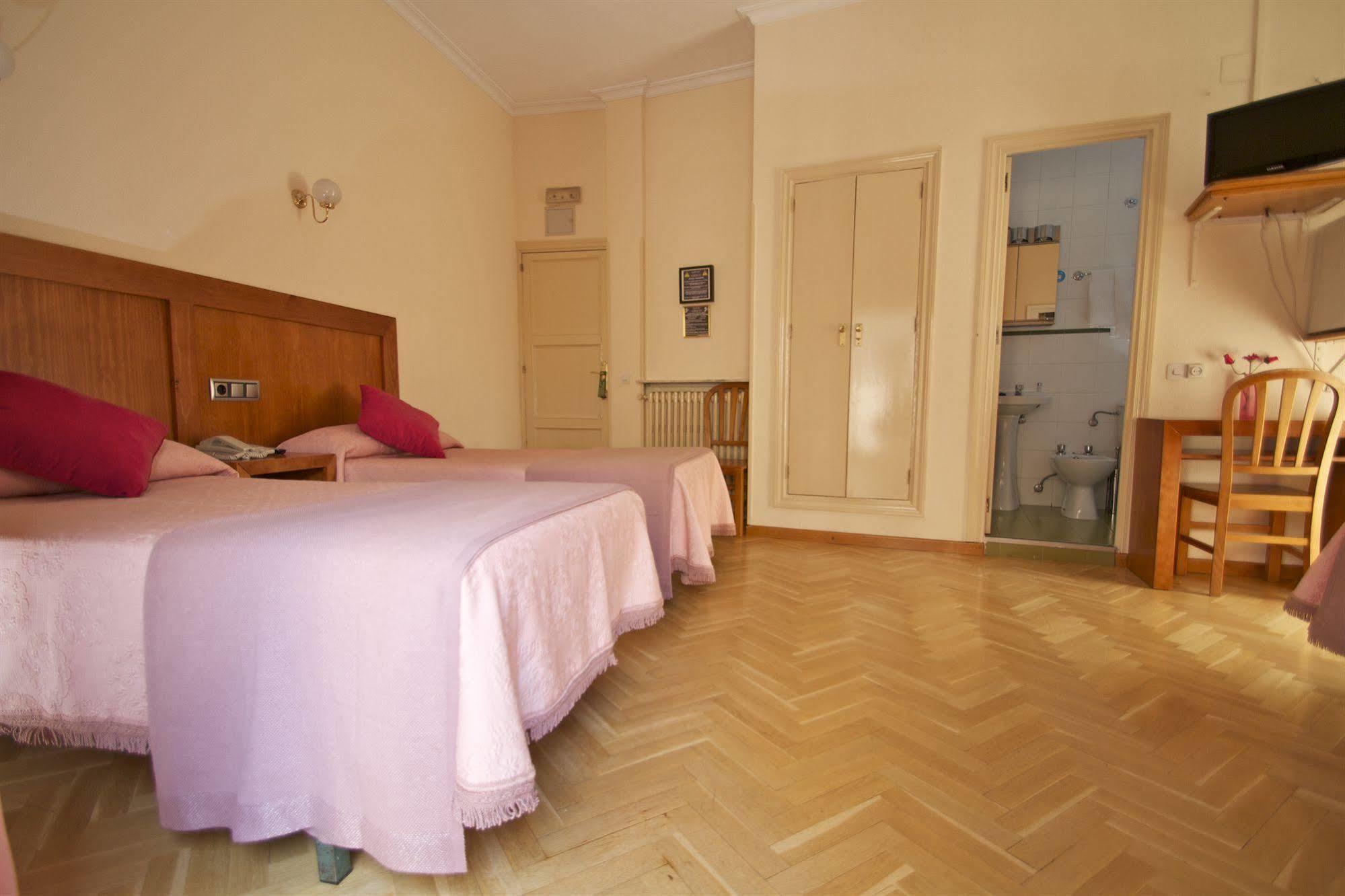 Hostal Greco Gran Via Μαδρίτη Εξωτερικό φωτογραφία