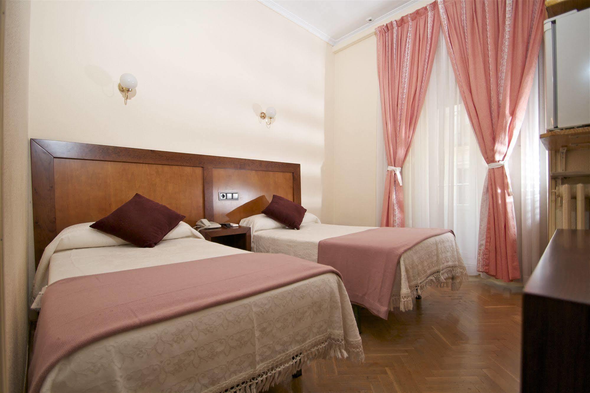 Hostal Greco Gran Via Μαδρίτη Εξωτερικό φωτογραφία